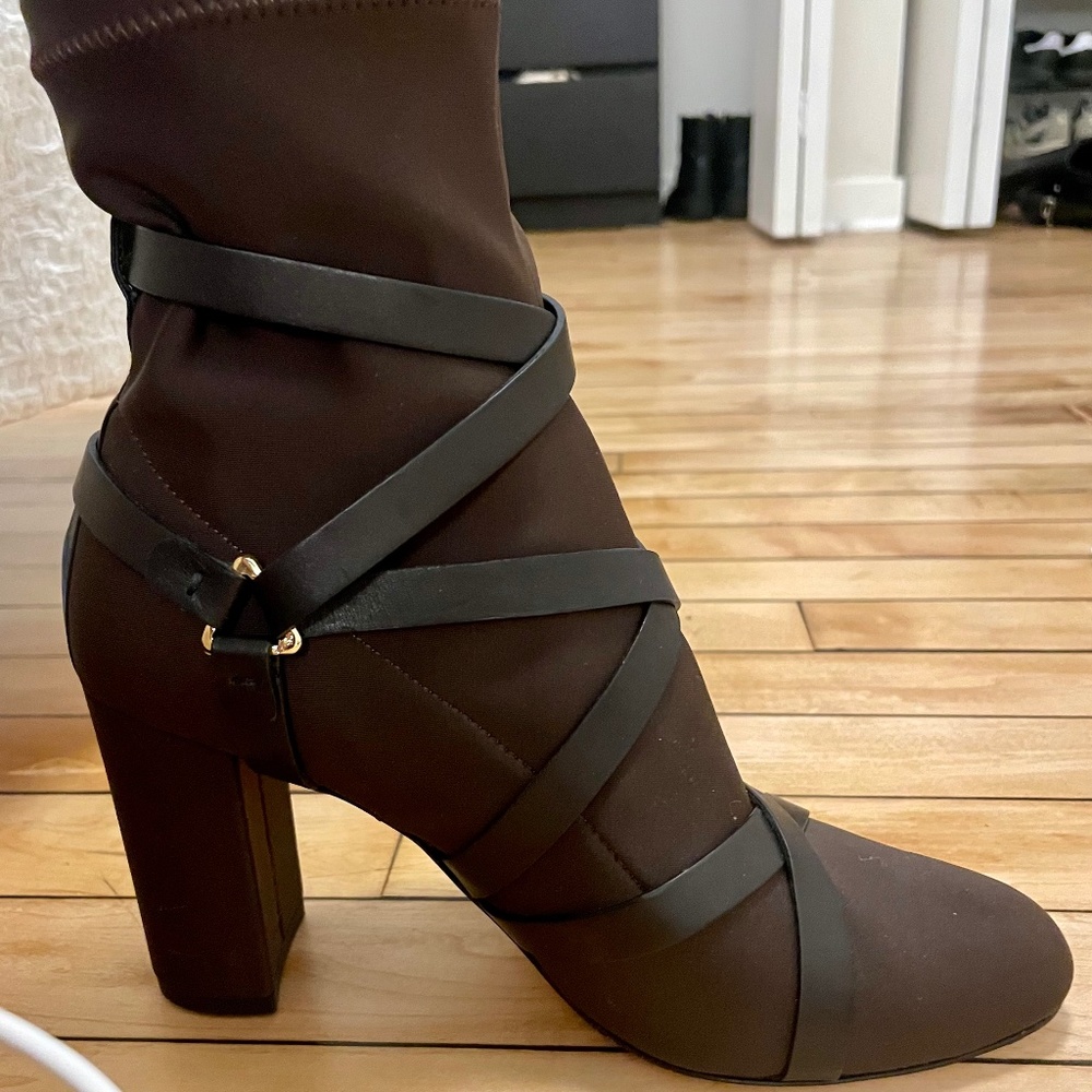 Marion Parke cocoa ultra crepe ankle booties